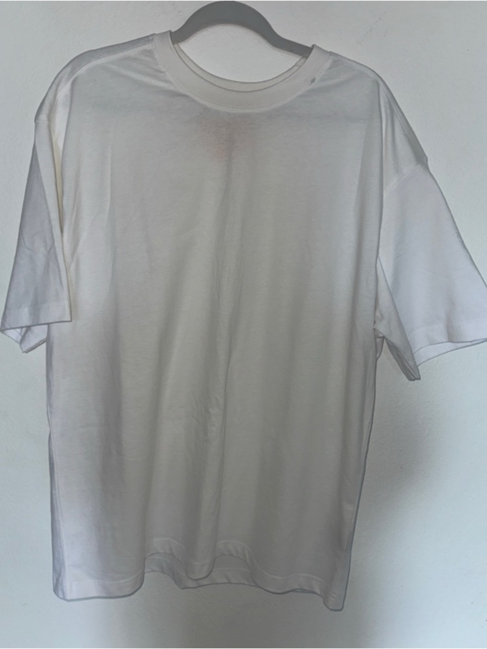 Size L Classic Men's White Crew Neck T-Shirt